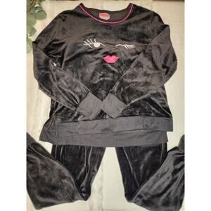 Kate Spade Velour Pajama Set in Black